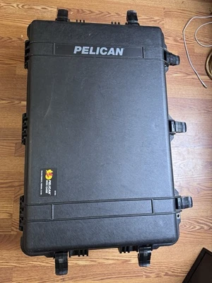 Pelican 1650 防水轮式硬质保护壳 — 第 1/4 张图片