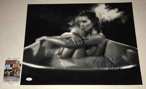 Tricia Helfer Authentic Hand Signed 16x20 Bathtub Battlestar Galactica JSA COA - Picture 1 of 7