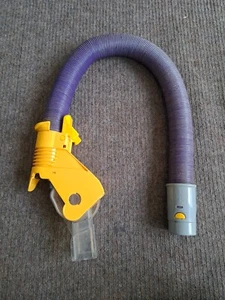 Original Dyson DC03 Schlauch in gelb & lila - gebraucht - Bild 1 von 2
