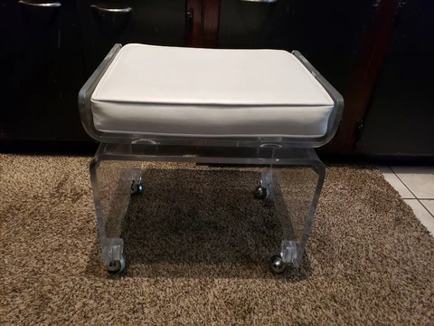 VINTAGE MID CENTURY MODERN LUCITE BENCH ON CASTERS WHITE VINYL CUSHION SPACE AGE Cover