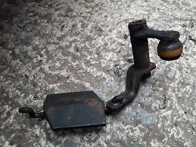 1999 VW GOLF 1.6 SR Gearbox/gear stick linkage/pivot (BREAKING) 1997-2004 - Image 1 of 2