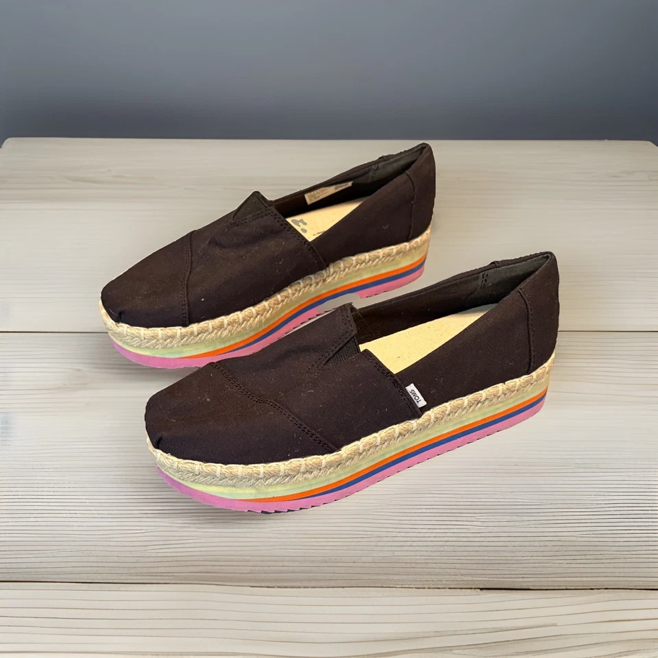 Zapatos Toms para mujer talla 11 alpargata de lona negra plataforma suela arco iris Foto 1 de 4