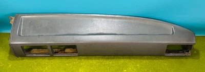 Tablero dañado 4x4 4x4 SR5 84-88 Toyota gris camioneta pickup Foto 1 de 4