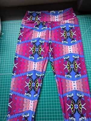 Leggings Lularoe OS NOVAS Disney Rainha de Copas Alice no País das Maravilhas  - Imagem 1 de 4