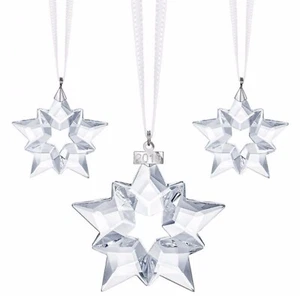 *NUOVO CON SCATOLA* 2019 CRISTALLO SWAROVSKI SET DI 3 DECORAZIONI NATALIZIE STELLA/FIOCCO DI NEVE #5429600 - Foto 1 di 1
