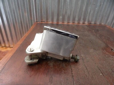 06-10 Kawasaki Vulcan Classic VN900 B/D FRONT BRAKE MASTER CYLINDER 43015-0065 - Image 1 of 4