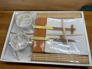 Elegantes SUSHI-Set 15-tlg. 2 Personen rechteckige Porzellanteller mit Tablett - Bild 1 von 11