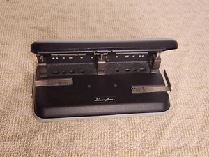 Swingline 2-7 Hole Punch, Semi-Adjustable, Heavy Duty Hole Puncher - Picture 1 of 2