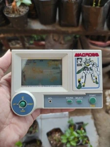 Seltener Artikel Takatoku Toys Super Macross Space Fight Game Watch Made in Japan 1984 - Bild 1 von 6