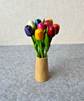 Tulipanes de madera con jarrón, juego de 9 tulipanes y jarrón con forma de cono de madera, flor de 7,8"" Foto 1 de 4