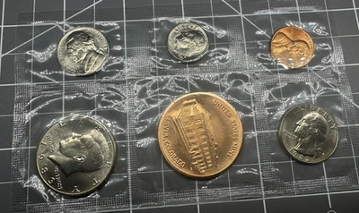 1983 D Denver Souvenir Mint Uncirculated Set - Image 1 of 2