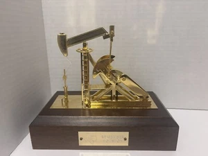 Vintage Gold Plated Solid Brass Oil Derrick Houston Oil Rig Desktop With Box - Picture 1 of 24