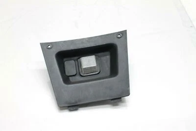 2009 sym rv250 LUGGAGE BOX COVER W/ CARGO LIGHT 81256-HMA-0000 - Image 1 of 4