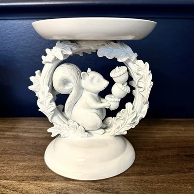 Candelabro grande Bath & Body Works 3 mechas ANILLO ARDILLA Y HOJAS pedestal 5,5 Foto 1 de 4