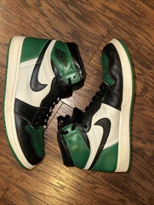 Talla 11.5 - Jordan 1 Retro Alto OG Verde Pino 2018 Usado Sin Caja Foto 1 de 4