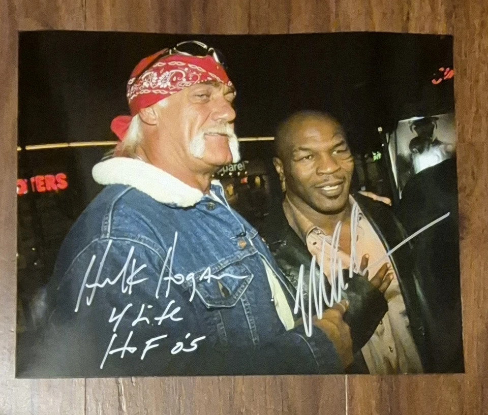 Foto autografiada doble firmada de Mike Tyson Hulk Hogan 8 X 10  Foto 1 de 1