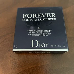Dior Forever Couture Luminizer Highlighting Powder 04 Golden Glow 0.21 Oz - Picture 1 of 3