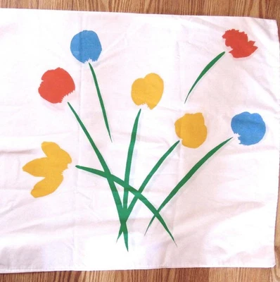 复古白色枕套带愉快花卉设计标准尺寸 29 x 20 — 第 1/2 张图片