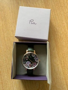 PIA Flower Watch with Forest Green Leather strap - New in box AND working. - Picture 1 of 4