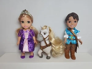 JAKKS Disney TANGLED Petite Princess Dolls 3 Pc Set Rapunzel Flynn Maximus 6.5" - Picture 1 of 10