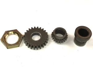 04 Polaris Predator 500 OEM Engine Motor Crank Shaft Gear Sprocket Nut - Picture 1 of 6