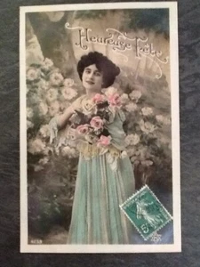 CP HEUREUSE FETE FEMME ELEGANTE AVEC ROSES FLEURS - 11151 - Imagen 1 de 2