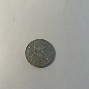 1960 Mexican (Mexico) One Peso Silver Coin - Old World Silver - Picture 1 of 4