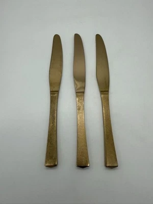 Set of 3 Dirilyte Dirigold Empress Dinner Knives - Image 1 of 4