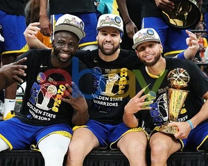 Draymond Green Klay Thompson Steph Curry 2022 NBA Champs Warriors 8x10 NBA Foto - Imagen 1 de 1