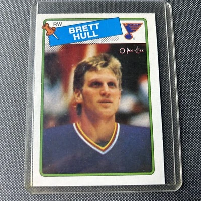 1988-89 O-Pee-Chee OPC RC #66 Brett Hull  Rookie Card  NR-MINT! St. Louis Blues - Image 1 of 2