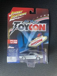JOHNNY LIGHTNING- TOYCON 2018 - 1969 CAMARO - LIMITED EDITION of  2496 - Picture 1 of 2