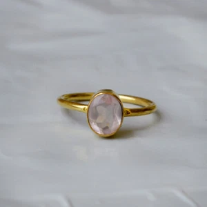 Rose Quartz Gemstone 14K Yellow Gold Gift Ring, Oval Cut Stone Birthstone Ring - Picture 1 of 6