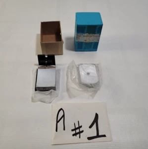 LOT OF 2 2.5"X1.75" RECTANGULAR MOUNTED AND UNMOUNTED OPTICAL MIRRORS SILVER   - Picture 1 of 13