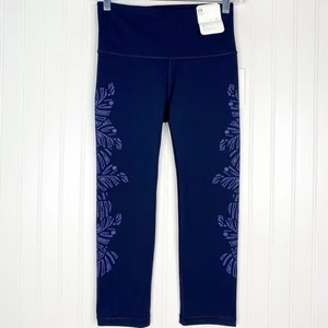 NWT gap Fit Gfast Capri Blue High Rise Fitted Workout Athletic Xs 21” Inseam - Picture 1 of 5
