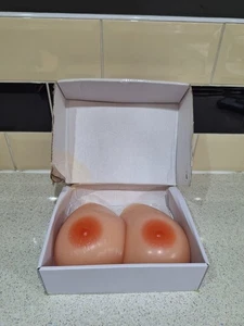 1 pair D Cup XL Triangle Breasts Realistic Boobs Silicone Breast Forms - Picture 1 of 3