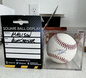 Madison Bumgarner Signed Baseball - Picture 1 of 1