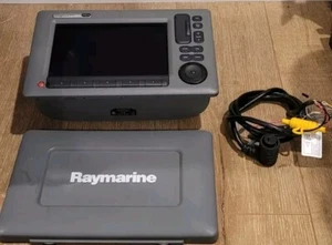 Raymarine C90W Multifunction Widescreen Chartplotter w/ US Charting E62111 - Picture 1 of 4
