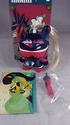 Kidrobot Art Of War Dunny Red Knight Patricio Oliver 20/02 2014 Foto 1 de 4