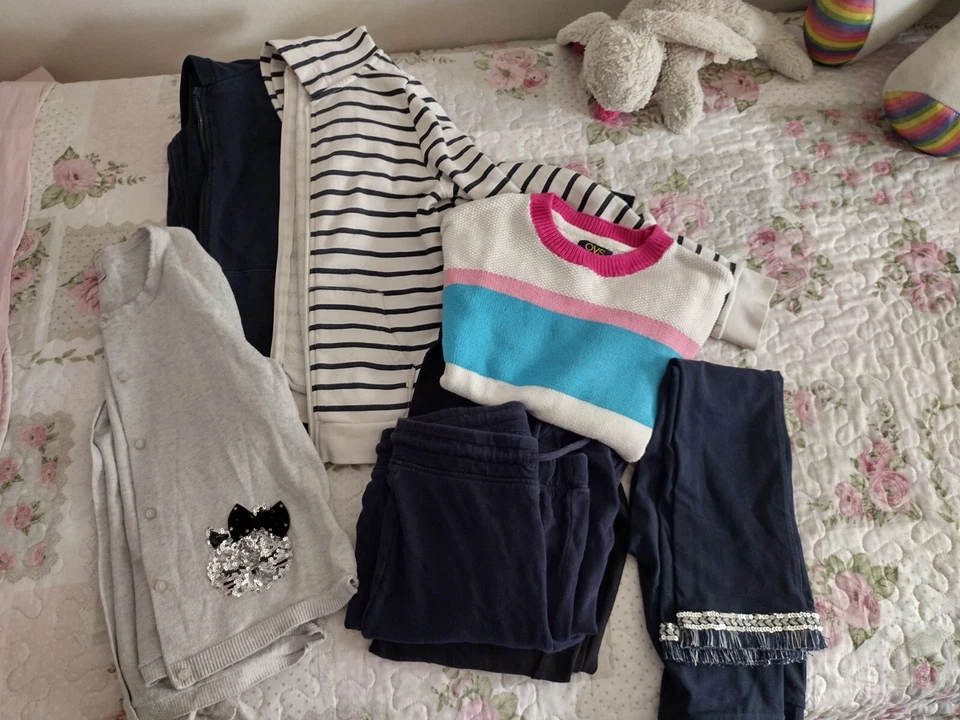 Lotto Abbigliamento Casual Bimba Autunnale 8/10 anni multicolore  - Immagine 1 di 2