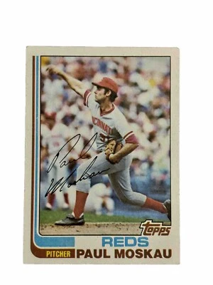 Excellent: Vintage 1982 topps Paul Moskau Cincinnati Reds Trading Card - Image 1 of 2