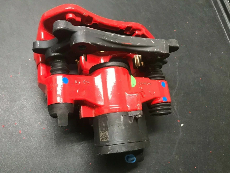 OEM Tesla Model 3Y BREMBO 17-20 Right Rear Performance Red Brake Caliper Only - Image 1 of 3
