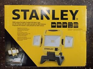 STANLEY PORTABLE LED WORK LIGHT 5000 LUMEN WITH STAND  50W AC & USB OUTLET NEW