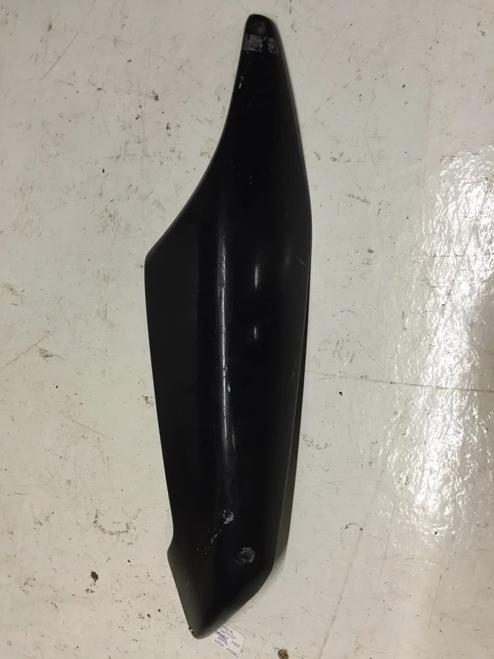 Правая боковая панель Aprilia Rs50 от модели 1999 года  - Изображение 1 из 1