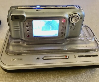 Kodak LS753 5.0MP 2.8x/3.6x Zoom Digital Camera & Printer Dock Video Vintage - Image 1 of 4