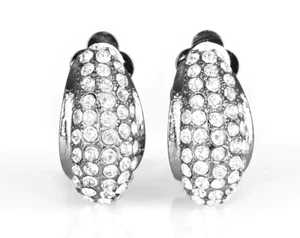 Paparazzi Revenue Avenue Black Clip-On Earrings - New - Picture 1 of 1