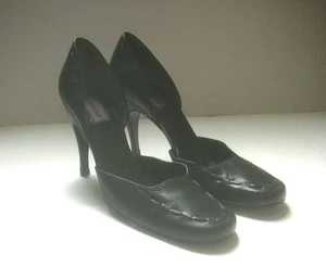 NEW KARL LAGERFELD  HEELS SHOES  SZ   US 7 M - Picture 1 of 8