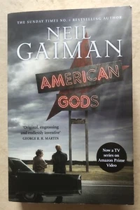 ⭐️American Gods⭐️Neil Gaiman 2017 Paperback Edition Horror Sci Fi Fantasy - Picture 1 of 3