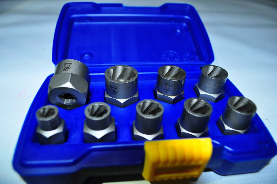 HANSON Metric Bolt, Stud Extractor Set Made in USA Irwin 54019 , 8 to 19mm 9 Pcs - Image 1 of 4