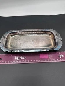 Bandeja rectangular plateada vintage International Silver Co. borde festoneado 10" - Imagen 1 de 6