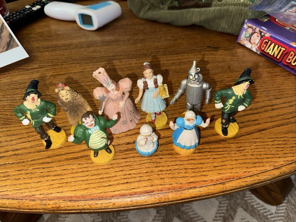 Lote De 9 Figuras De Colección Mago de Oz 1939 Loew's Ren 1966 MGM 1987-1988 Turner Foto 1 de 4